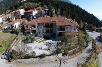 Kroupi Hotel
